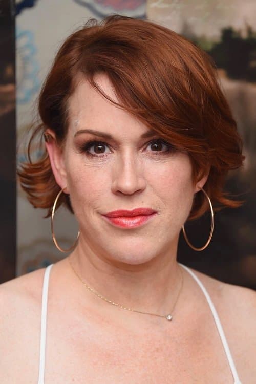 Molly Ringwald profile photo