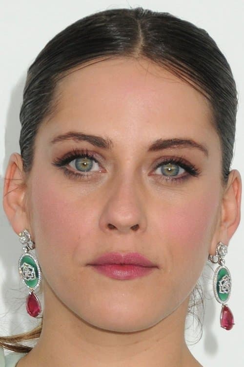 María León profile photo