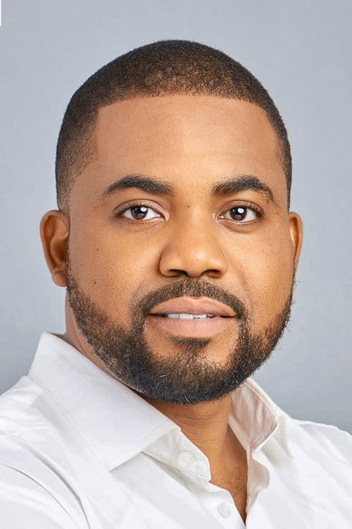 Okey Uzoeshi profile photo