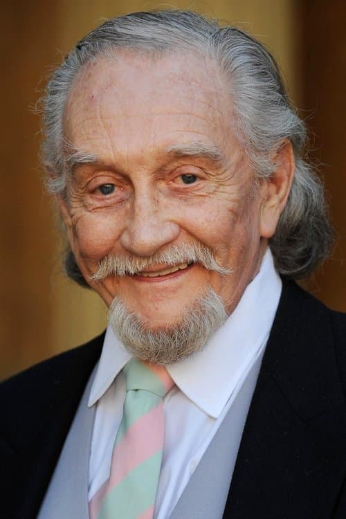 Roy Dotrice profile photo