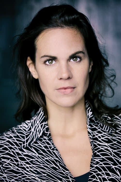 Nora Buzalka profile photo