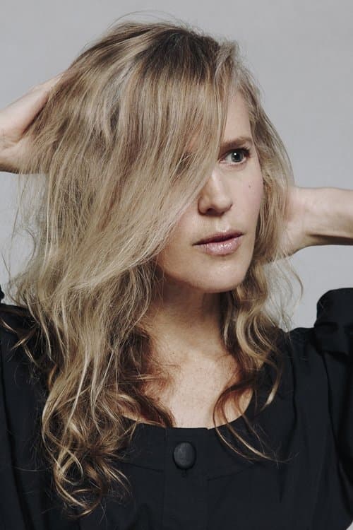 Claudia Dey profile photo