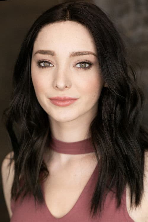 Emma Dumont profile photo