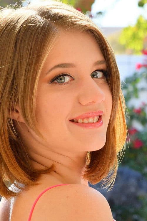 Dakota Burns profile photo