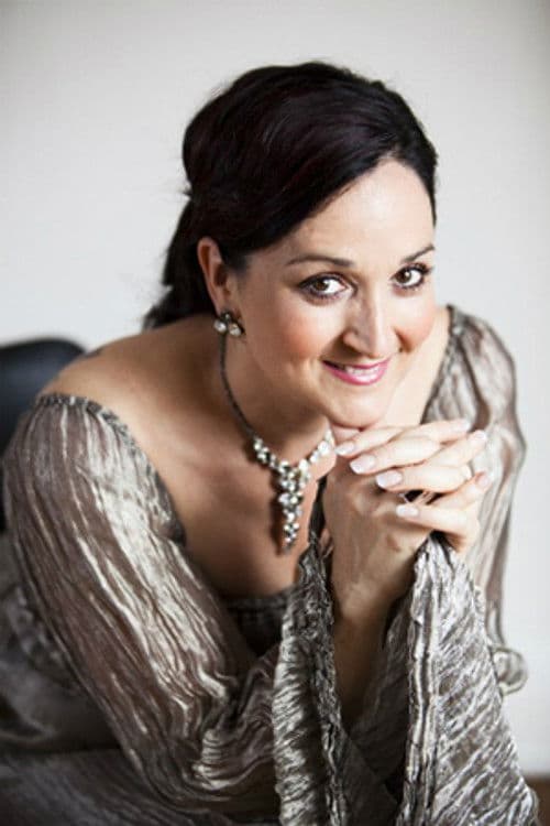 Katarina Karnéus profile photo