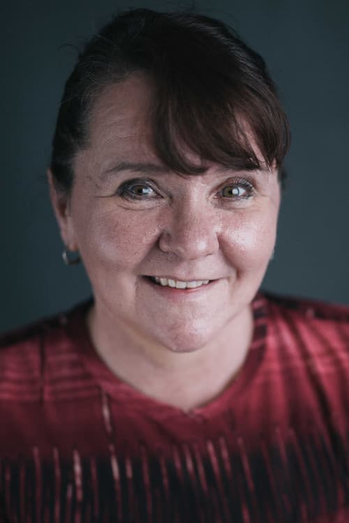 Evie Moores profile photo