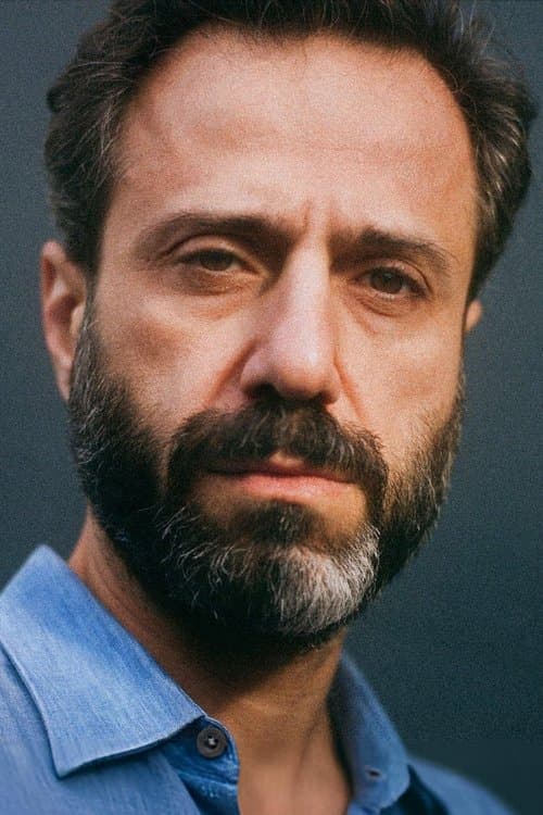 Ebrahim Azizi profile photo