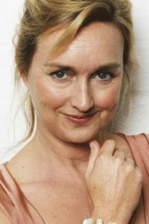 Victoria Longley profile photo