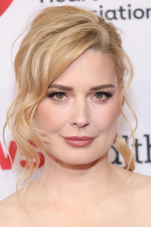 Alexandra Breckenridge profile photo