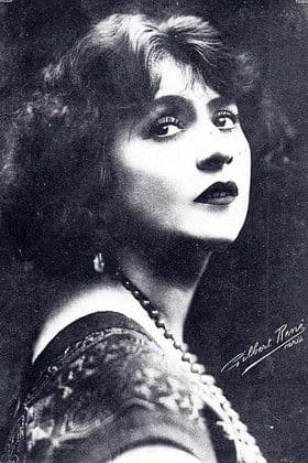 Gina Relly profile photo