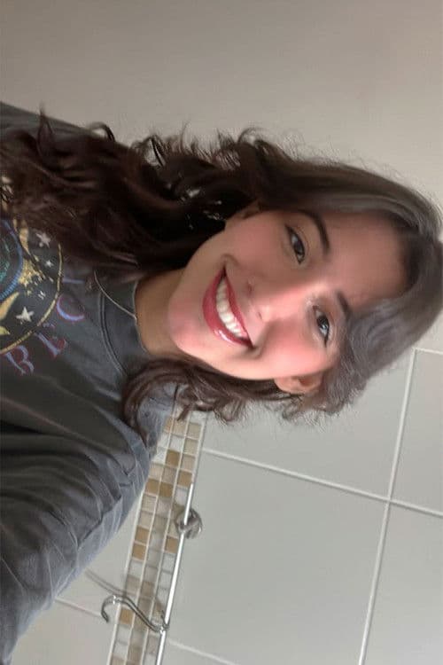 Clara Guedes Santelli profile photo