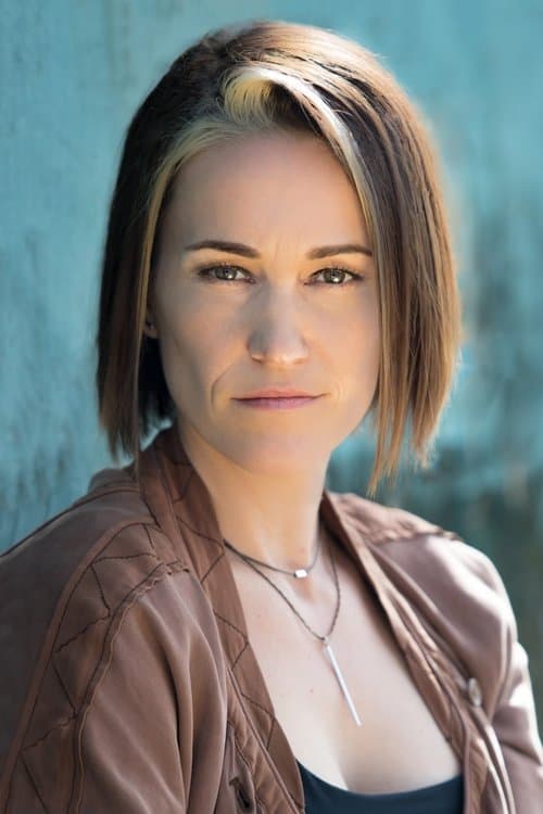 Luvia Petersen profile photo