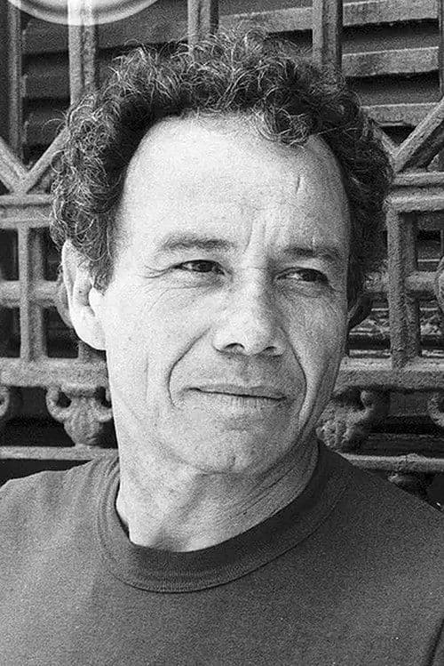 Stênio Garcia profile photo