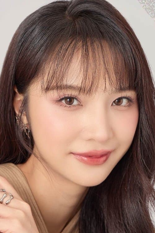 Ployshompoo Supasap profile photo