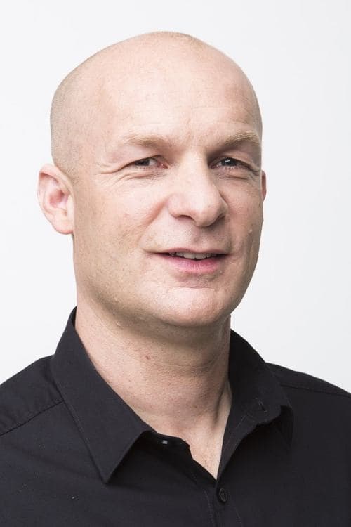 Christopher Knights profile photo