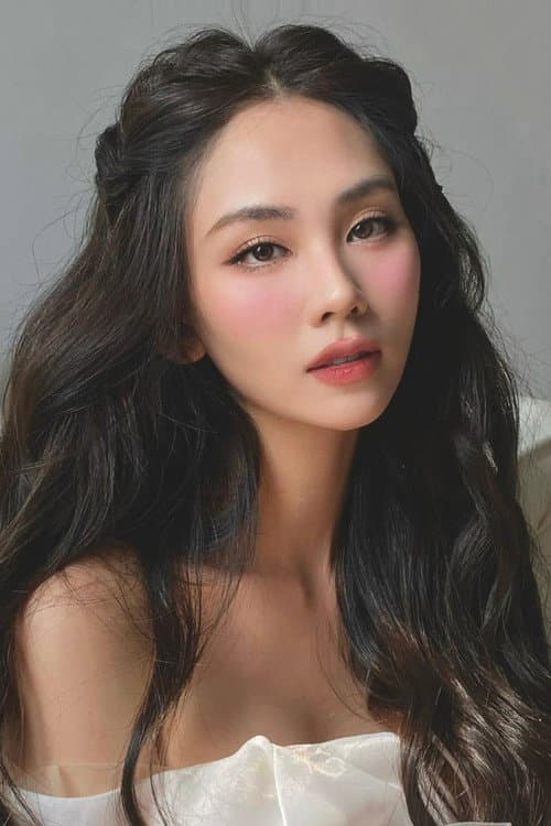 Mai Phương profile photo