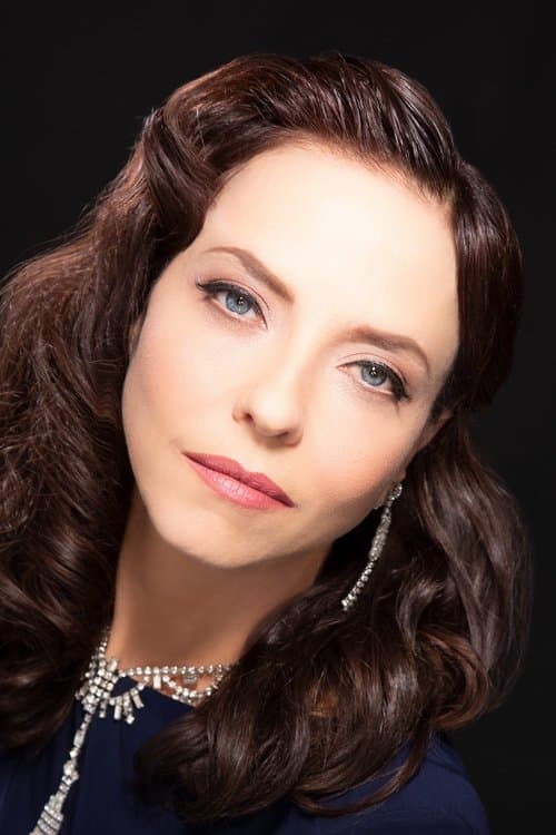 Juliet Landau profile photo