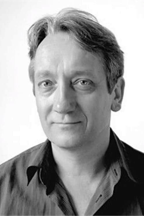 Lee Cornes profile photo