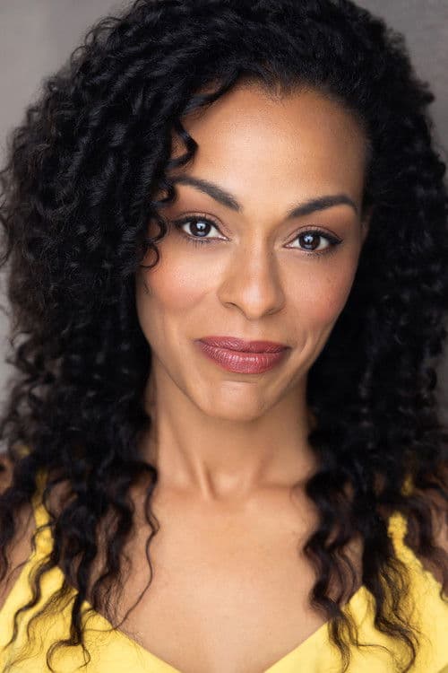 Hannah Lewis profile photo