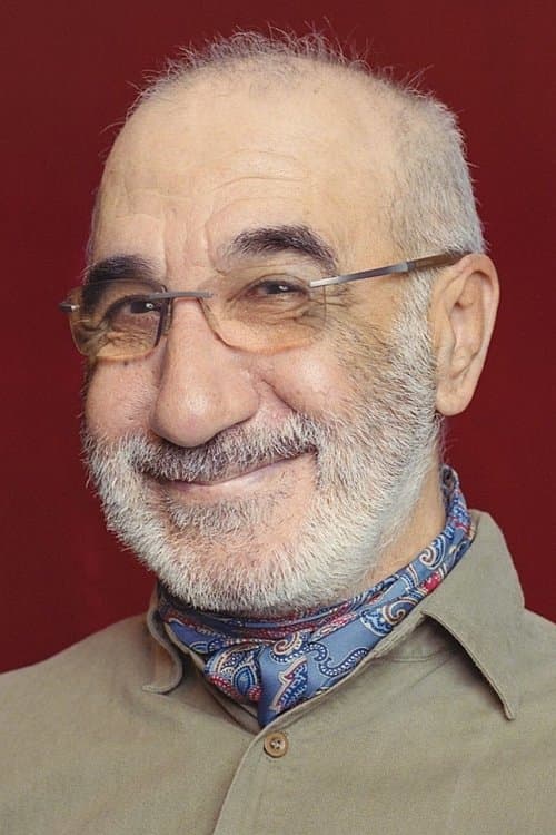 Răzvan Vasilescu profile photo