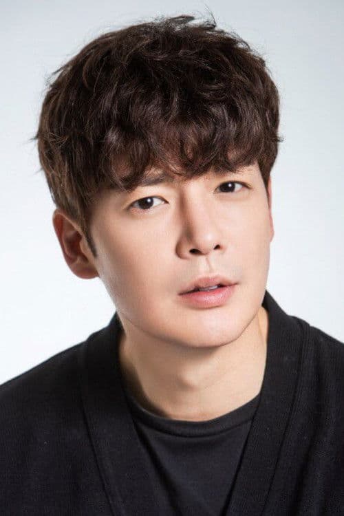 Kang Eun-tak profile photo