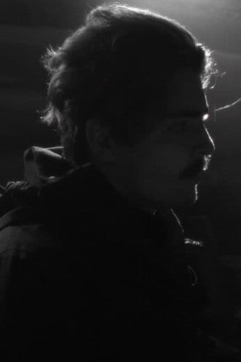 Elliot Eyre profile photo