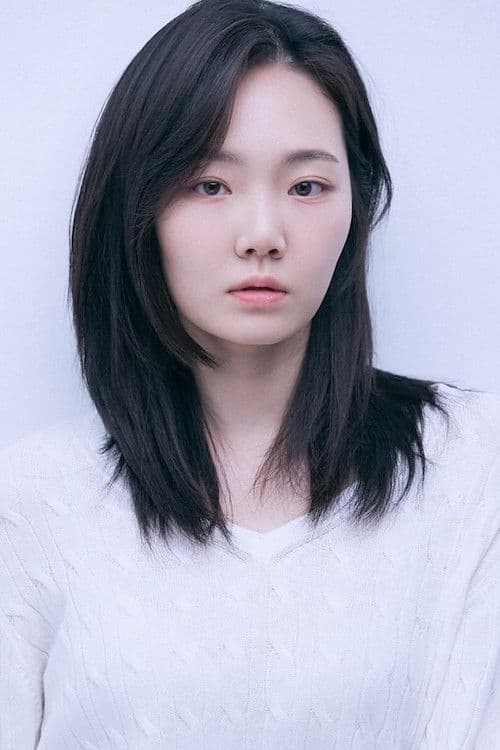 Son Soo-ah profile photo