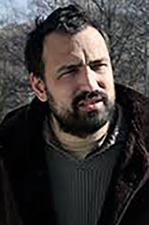 Pedro Flores profile photo