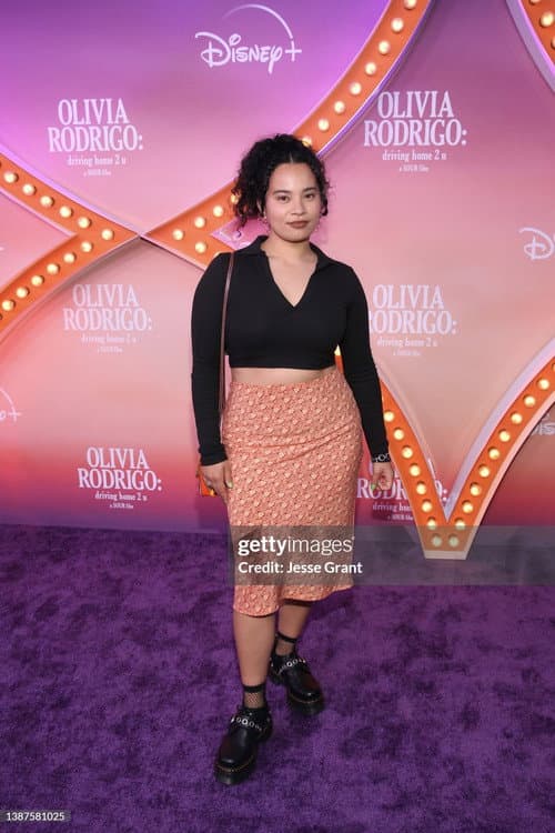 Camila Mora profile photo