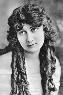 Vivian Edwards profile photo