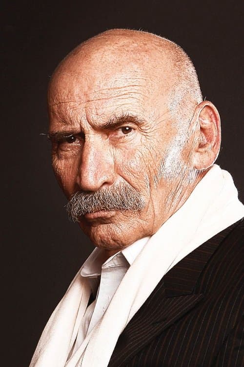 Tuncel Kurtiz profile photo