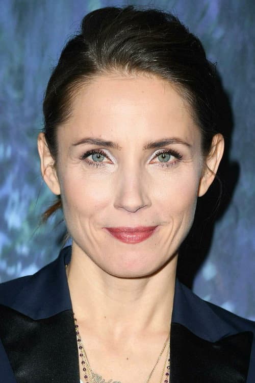 Tuva Novotny profile photo