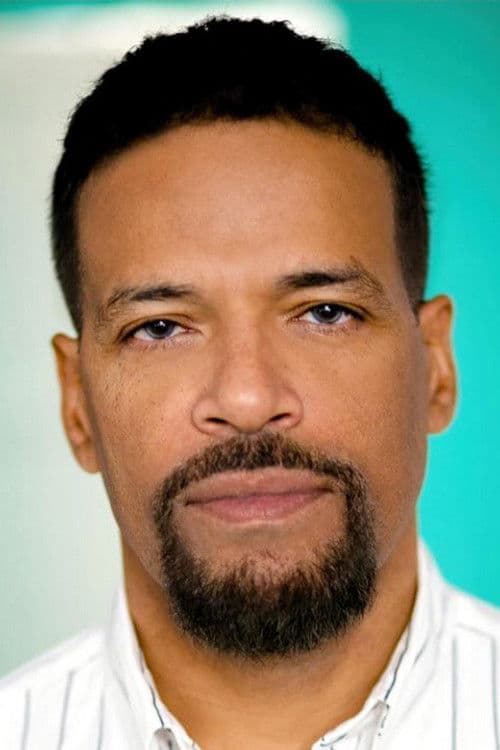 B'nard Lewis profile photo