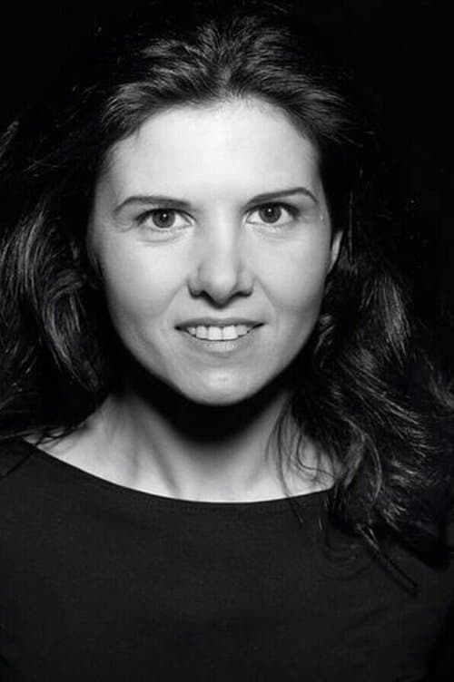 Isabel Naveira profile photo