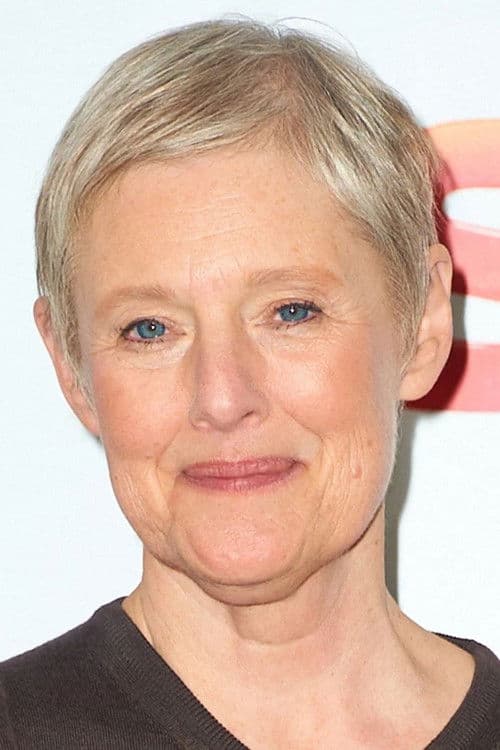 Philippa Lowthorpe profile photo