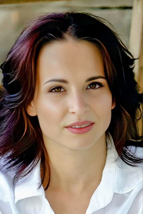 Corina Ungureanu profile photo