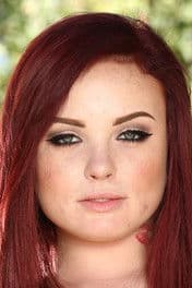 Chloe Carter profile photo