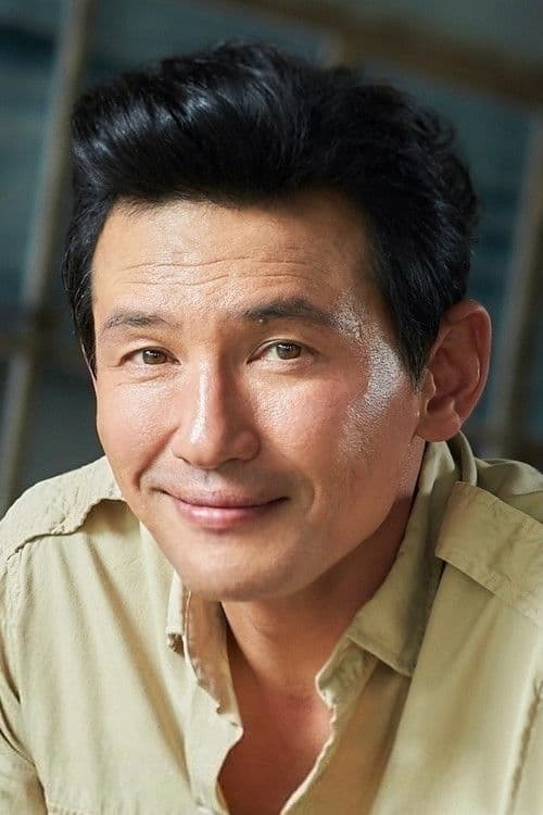 Hwang Jung-min profile photo