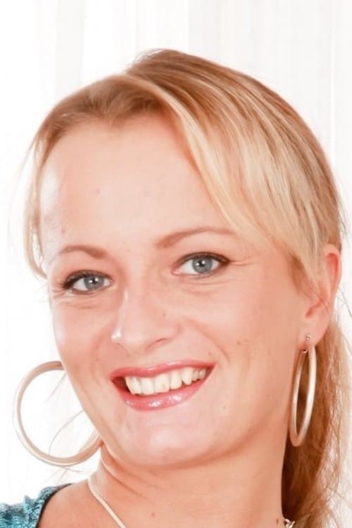 Eve Adams profile photo