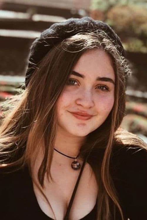 Bella Gerencser profile photo