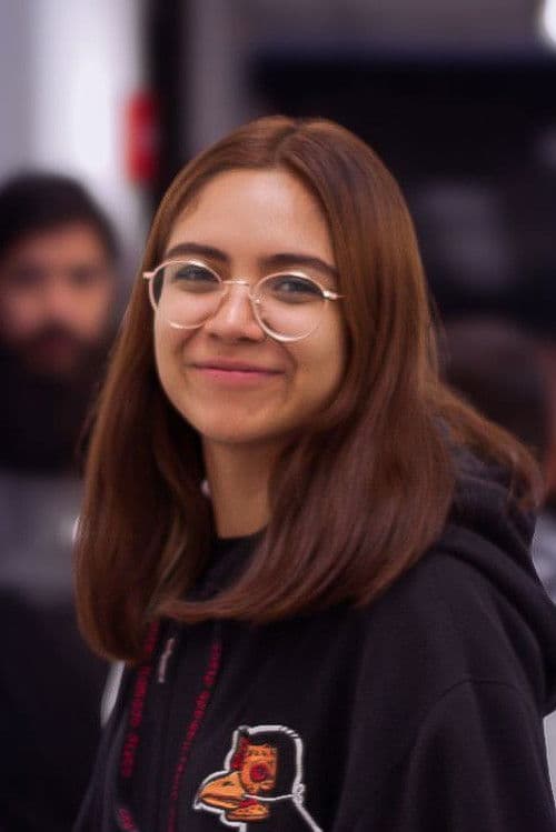 Kate Leon profile photo