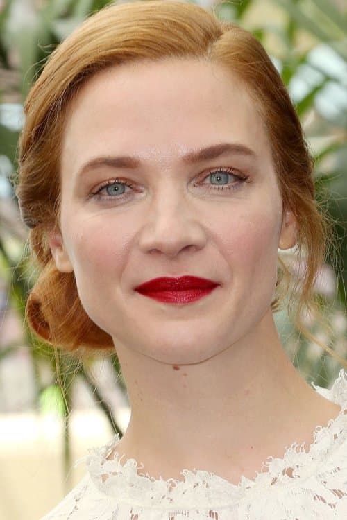 Odile Vuillemin profile photo