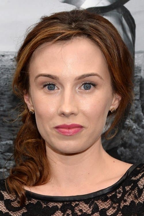 Wynn Everett profile photo