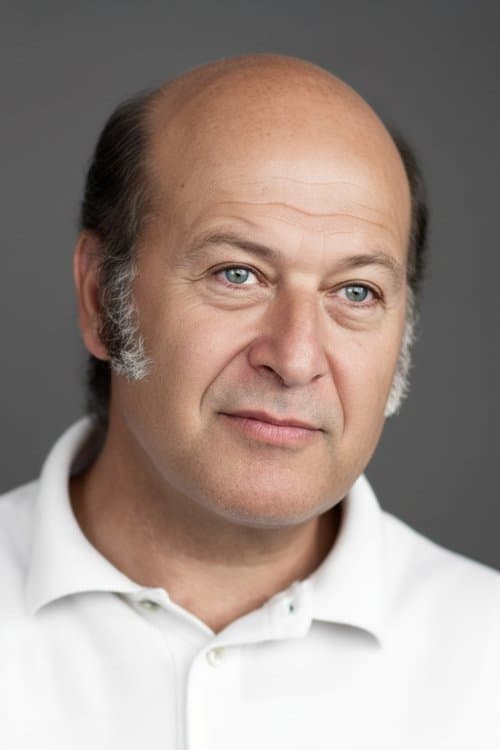 Cüneyt Gökçer profile photo