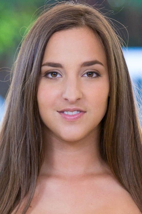 Amirah Adara profile photo