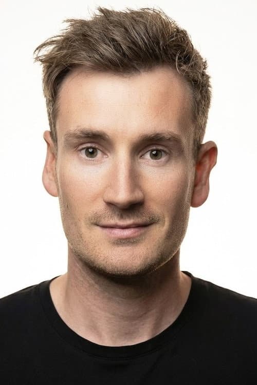 Oli White profile photo