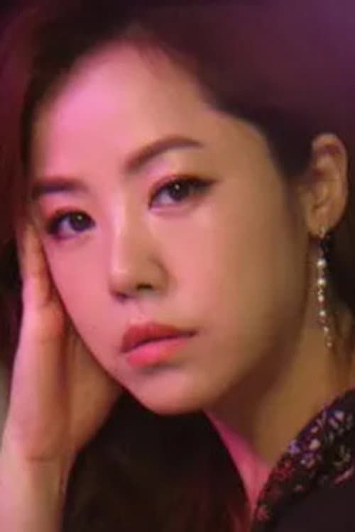 Kim Min-hee profile photo