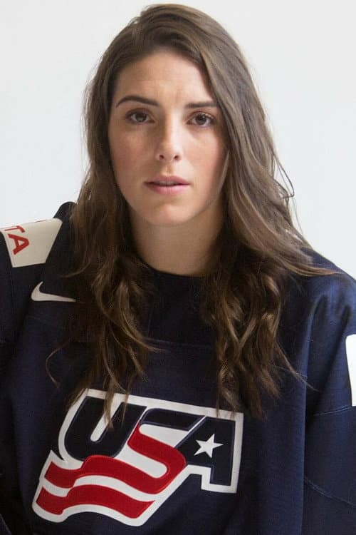 Hilary Knight profile photo