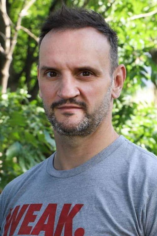 Tobias Ofenbauer profile photo