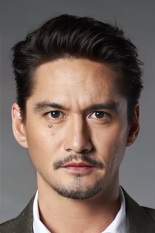 Ananda Everingham profile photo